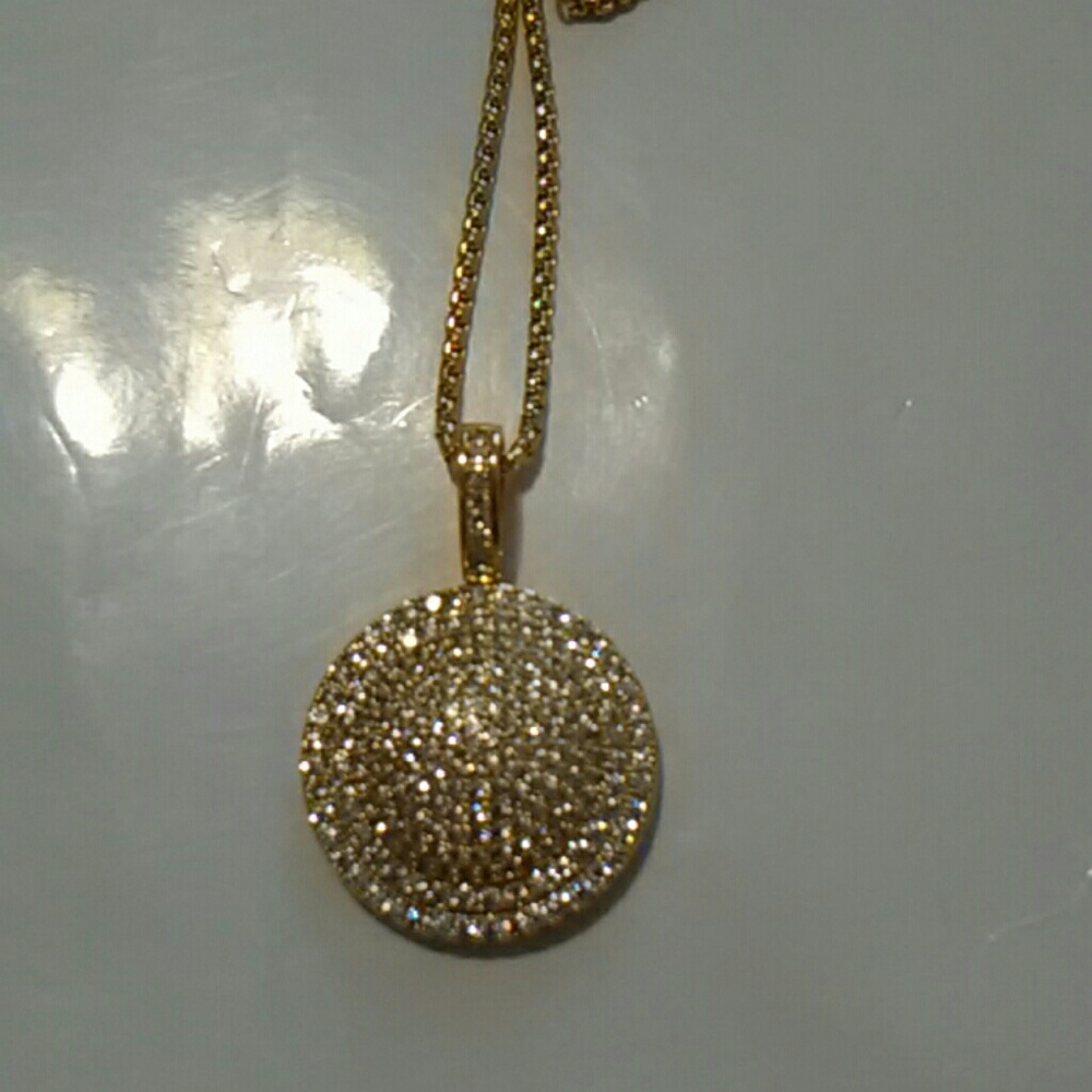 Yellow pave medallion pendant w/chain